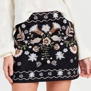 Francesca’s Floral Embroidered Black Suede Skirt Boho Mini Skirt Size Large